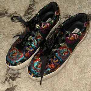 Steve Madden platforms